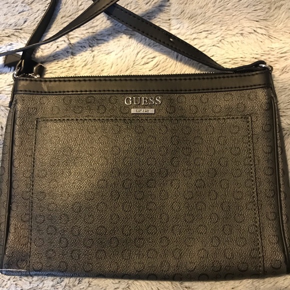 Guess Crossbody Bag